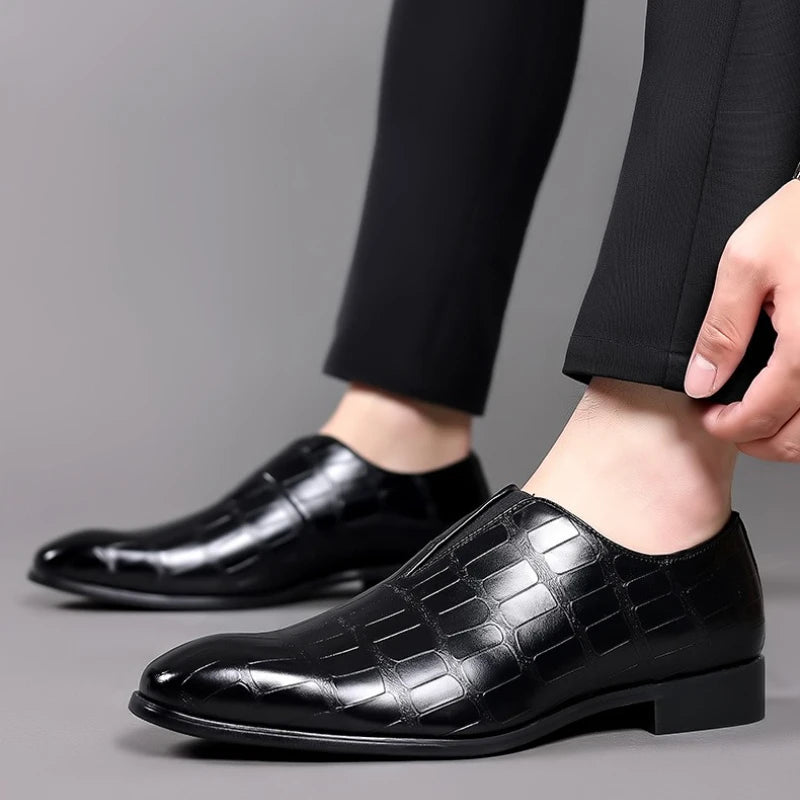 Brand Men Leather Shoes Square Heel Slip on Loafers British Business Social Formal Shoes for Gentlemen Zapatos Cuero Para Hombre